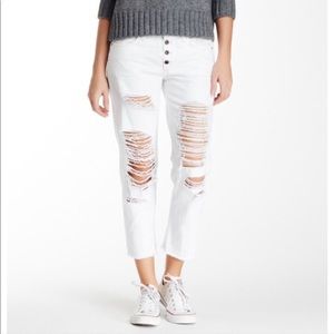 White Joes Boyfriend Jeans